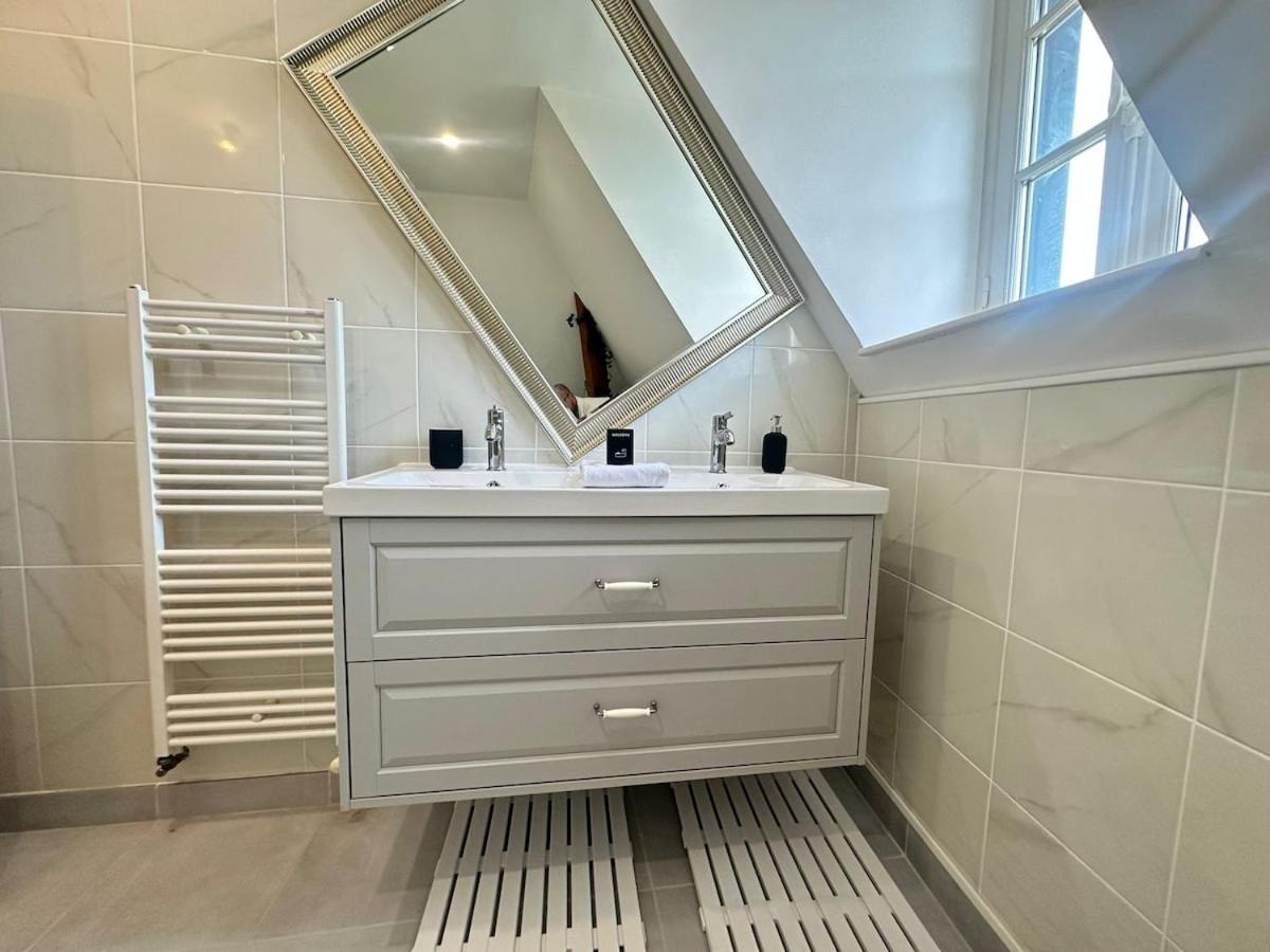 S Bayleved'Air Duplex Vue Chateau, Balneo Et Sauna Sedan Dış mekan fotoğraf