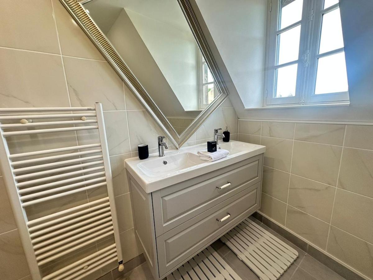 S Bayleved'Air Duplex Vue Chateau, Balneo Et Sauna Sedan Dış mekan fotoğraf